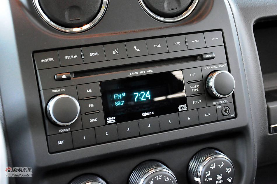 2011款自由客实拍