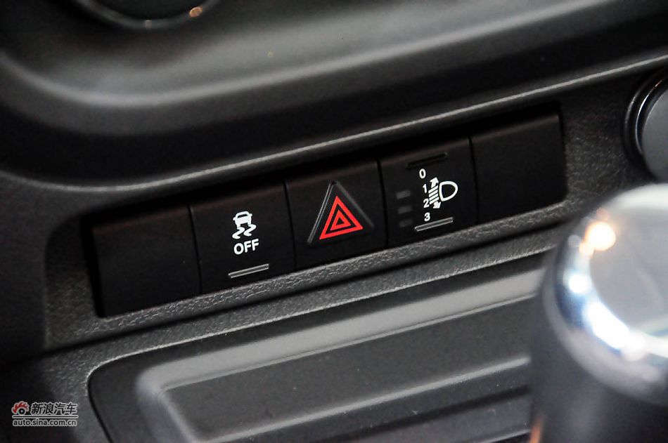 2011款自由客实拍