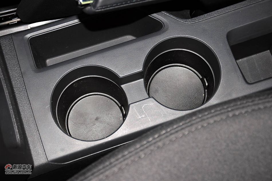 2011款自由客实拍