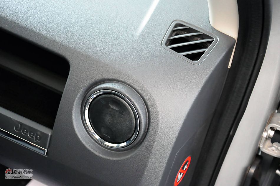 2011款自由客实拍