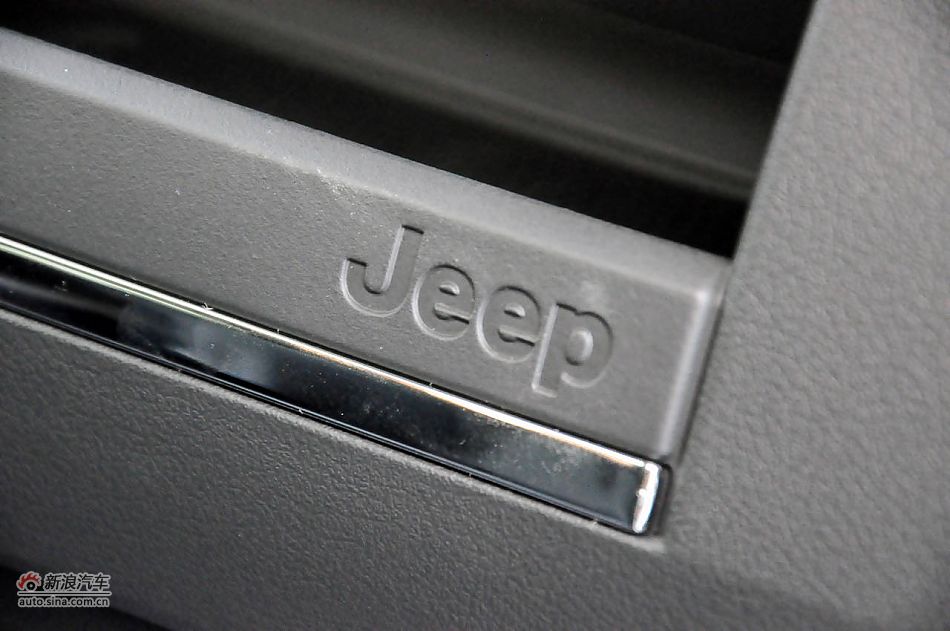 2011款自由客实拍