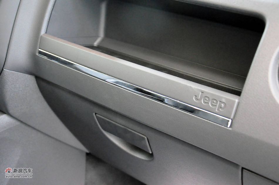 2011款自由客实拍