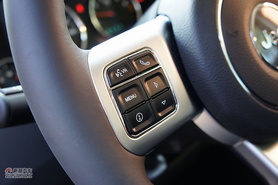 2011款Patriot自由客70周年限量版