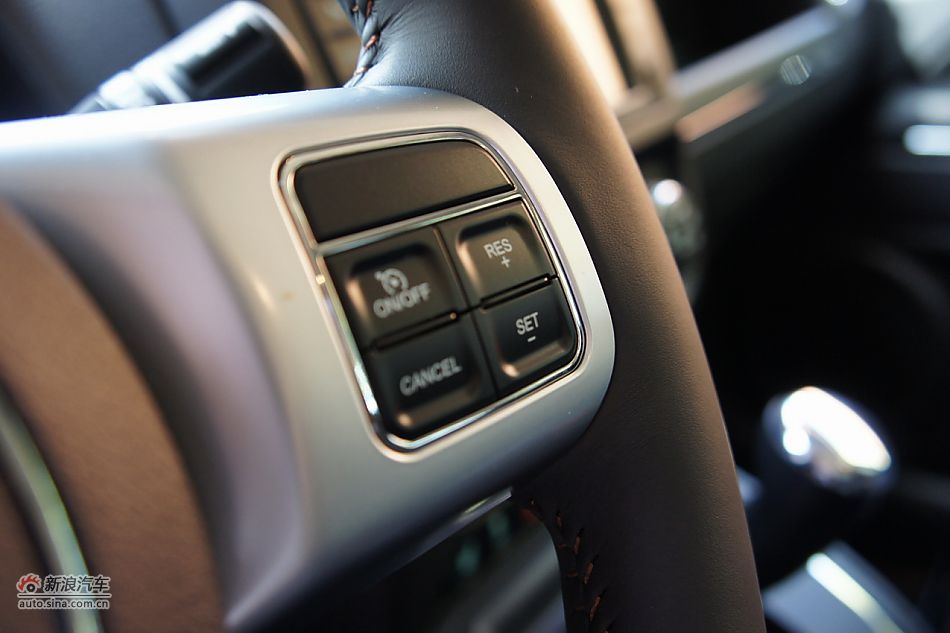 2011款Patriot自由客70周年限量版