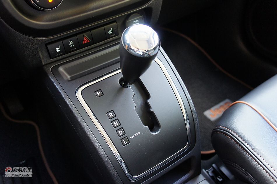 2011款Patriot自由客70周年限量版