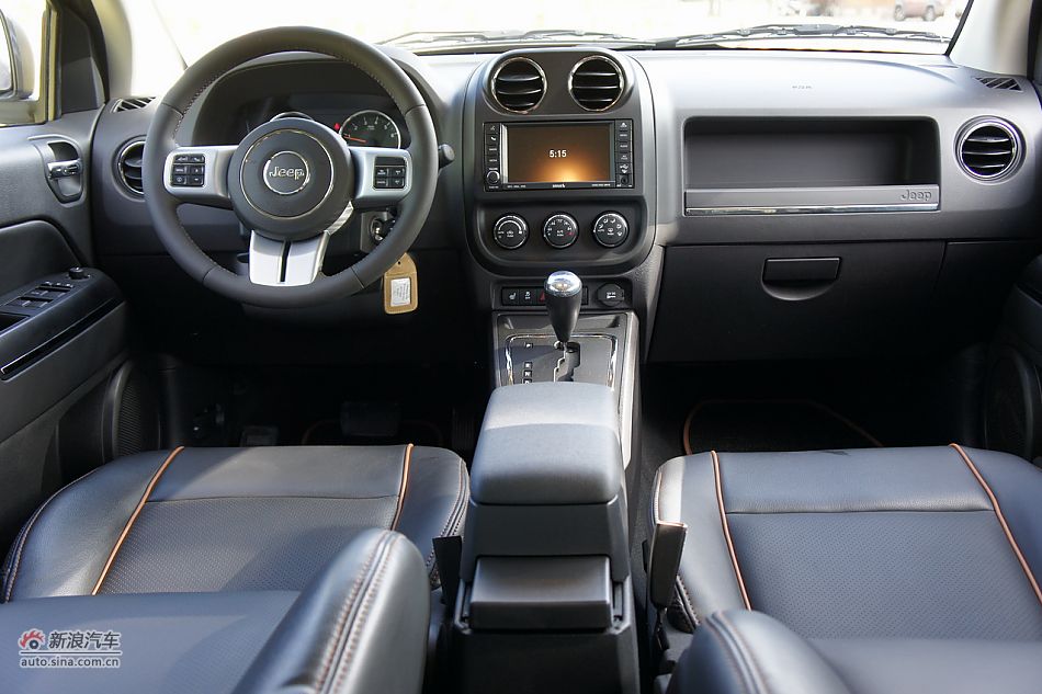 2011款Patriot自由客70周年限量版