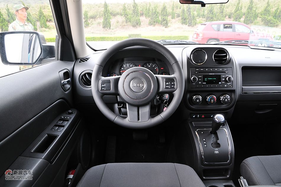 2011款Jeep自由客