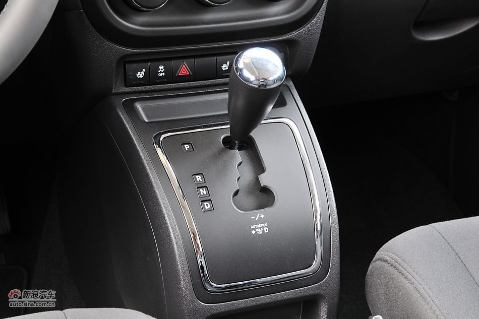 2011款Jeep自由客