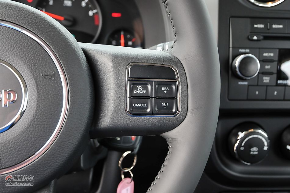 2011款Jeep自由客