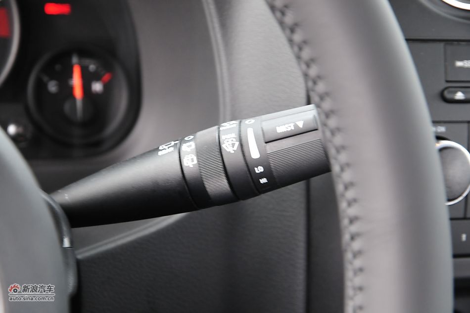 2011款Jeep自由客