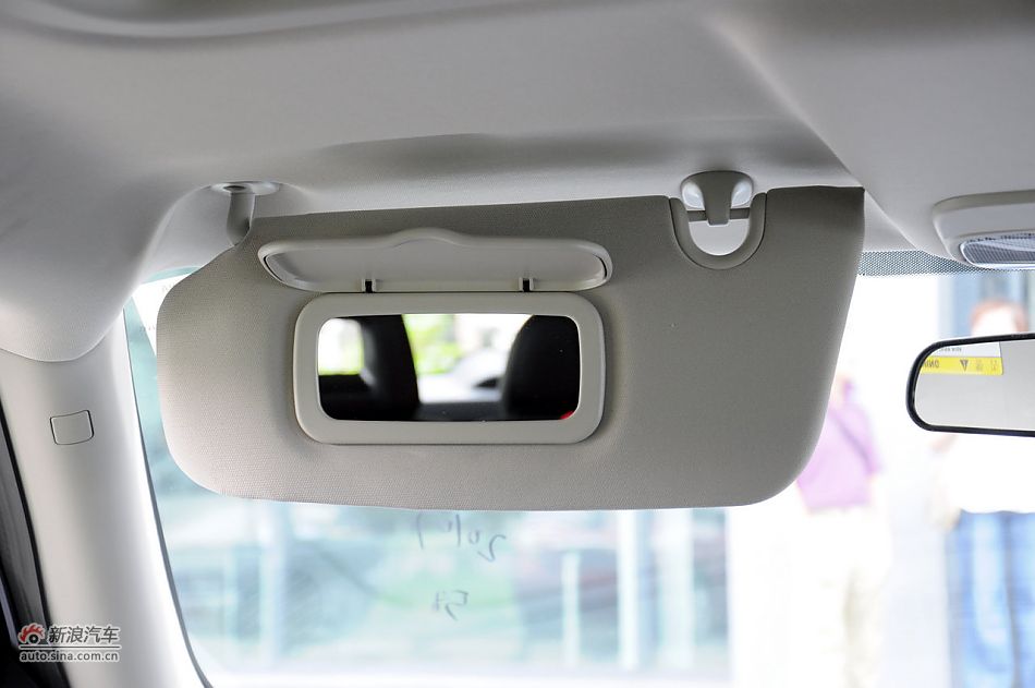 2011款自由客实拍