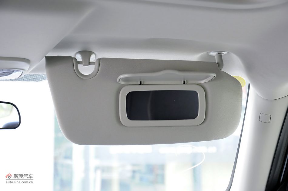 2011款自由客实拍