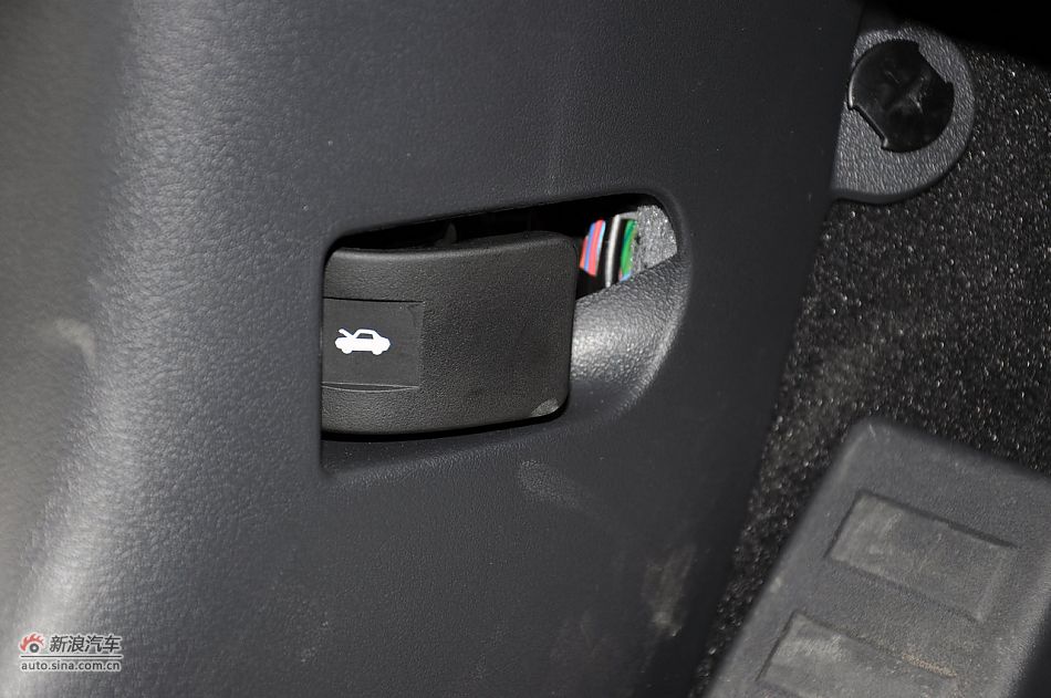 2011款自由客实拍