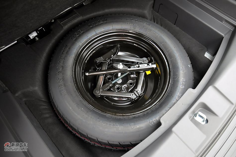 2011款自由客实拍