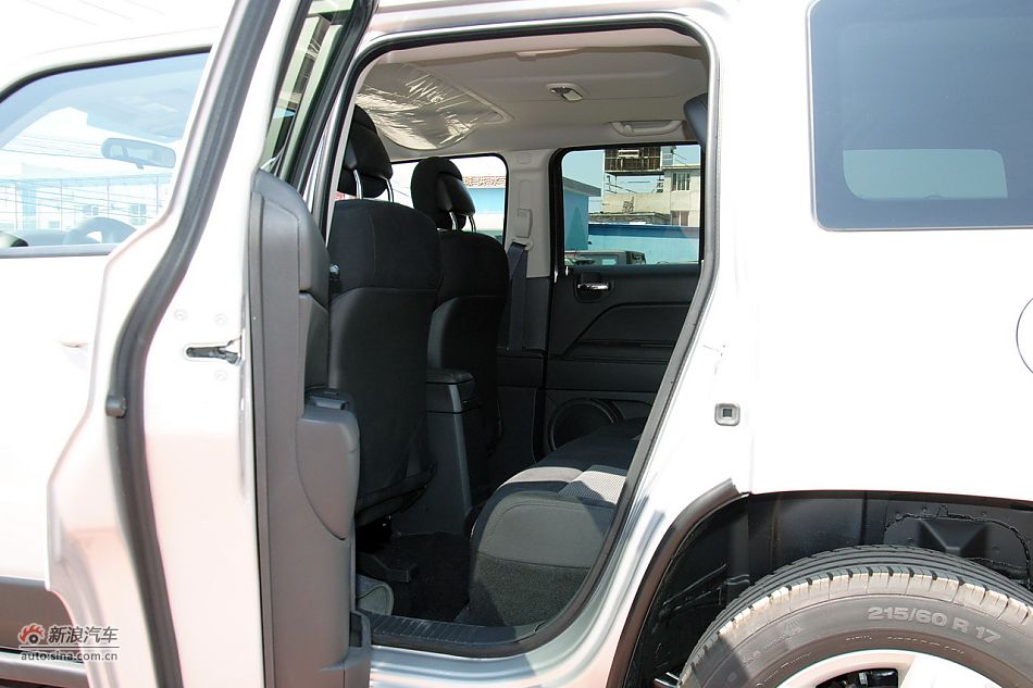 2011款Jeep自由客