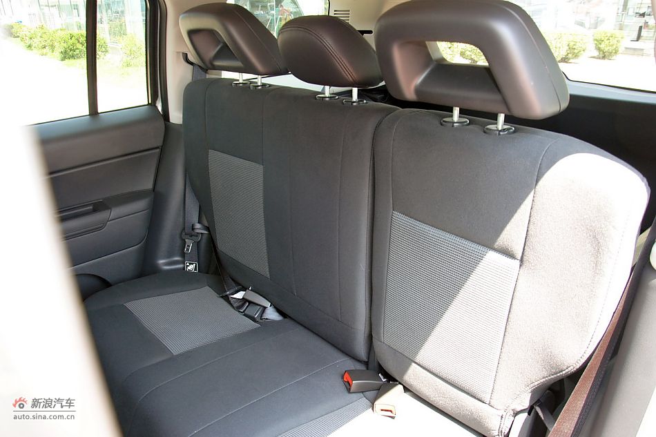 2011款Jeep自由客