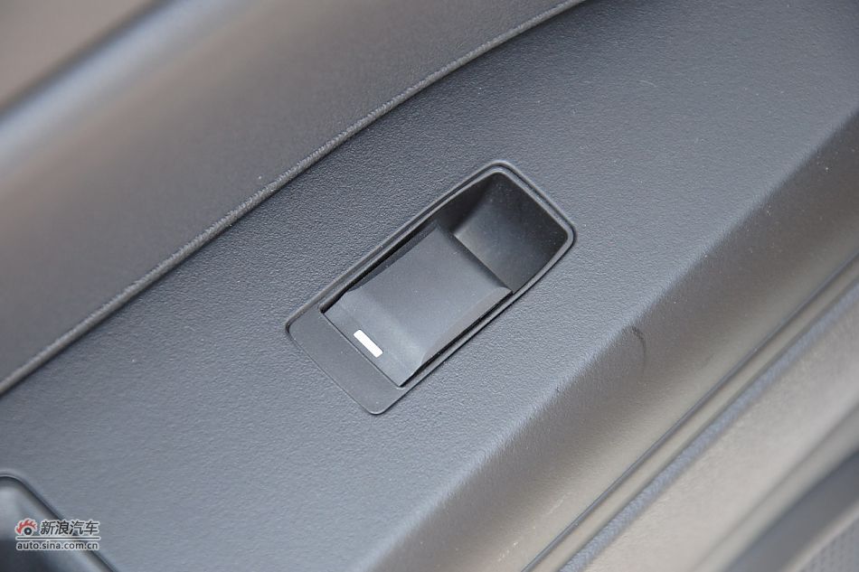 2011款Jeep自由客