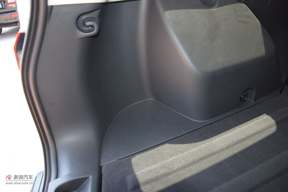 2011款Jeep自由客