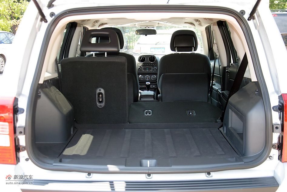 2011款Jeep自由客