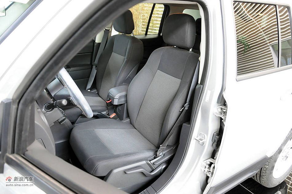2011款自由客实拍