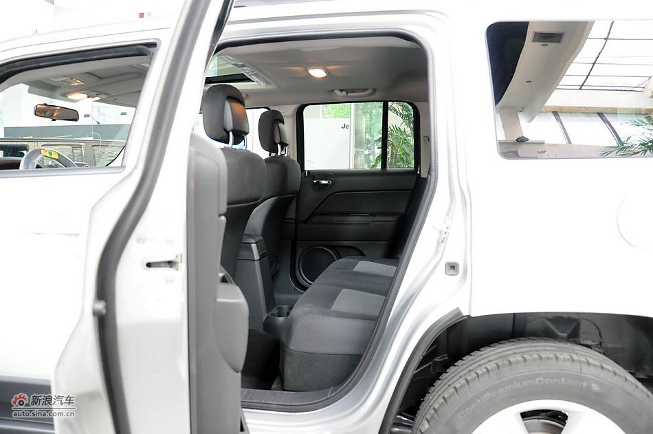 2011款自由客实拍