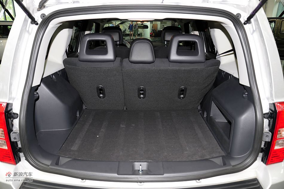 2011款自由客实拍