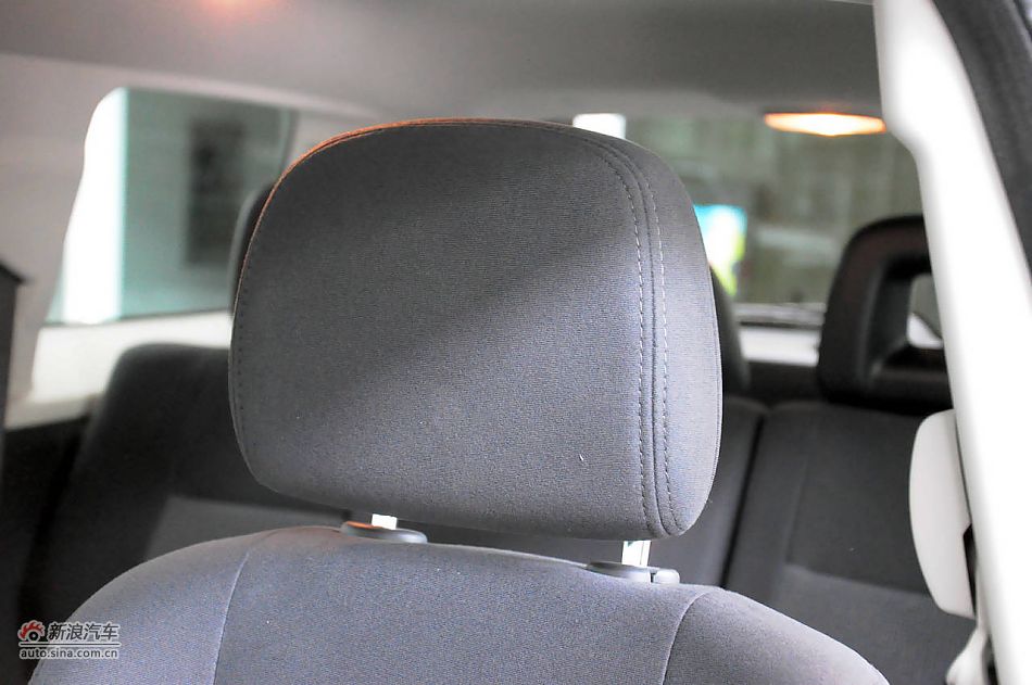 2011款自由客实拍