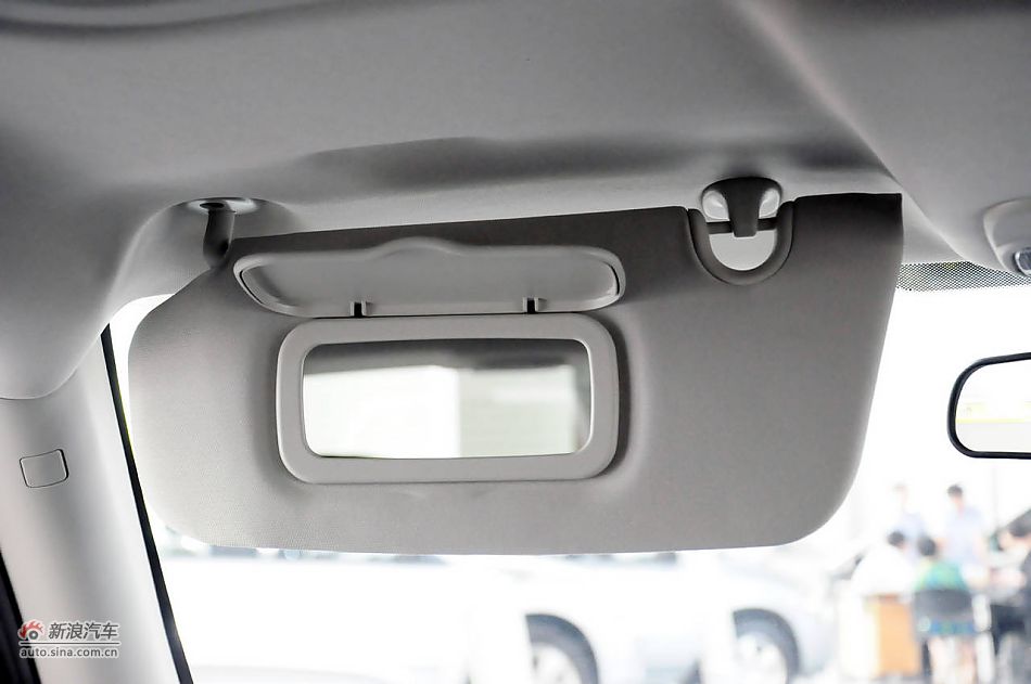 2011款自由客实拍