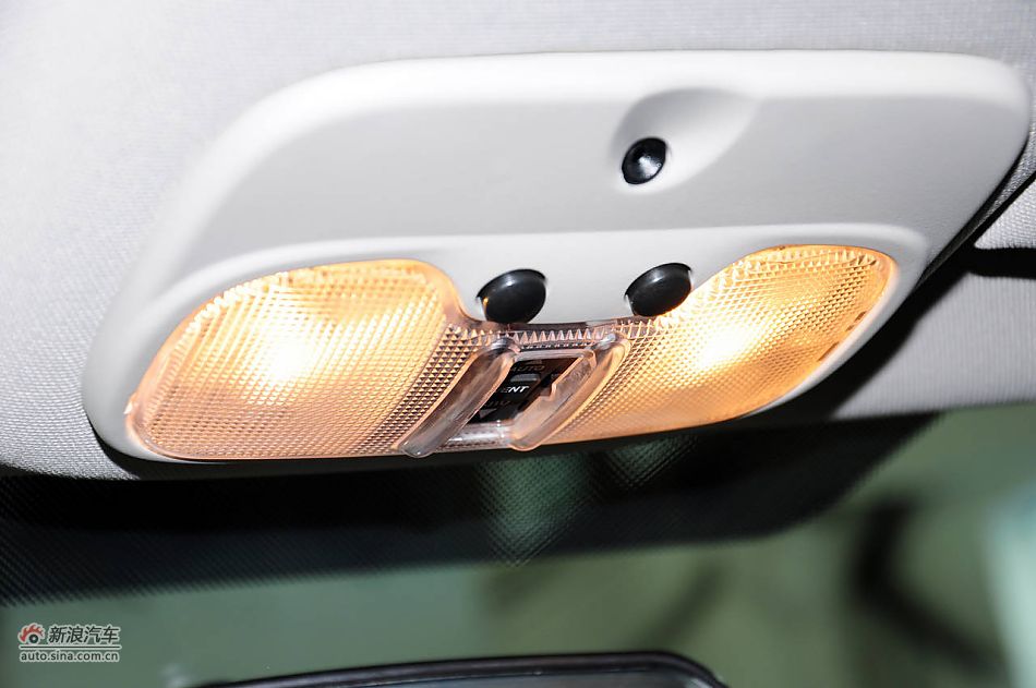 2011款自由客实拍