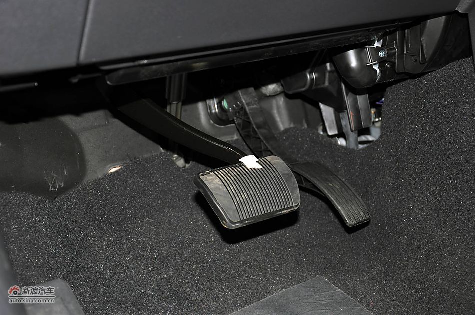 2011款自由客实拍