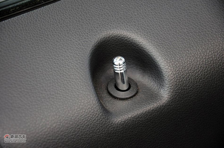 2011款自由客实拍