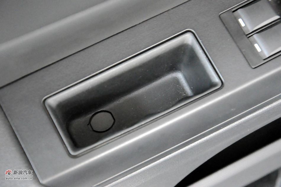 2011款自由客实拍