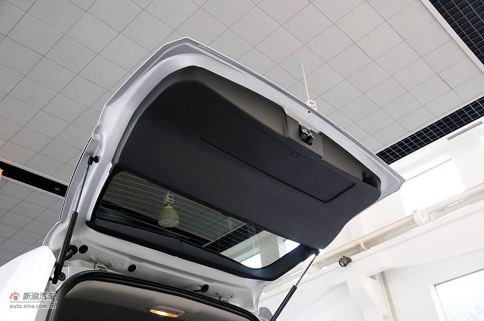 2011款自由客实拍