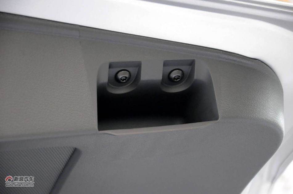 2011款自由客实拍