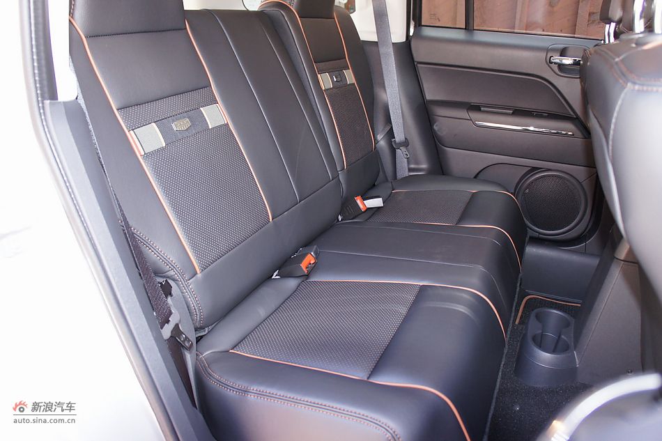 2011款Patriot自由客70周年限量版