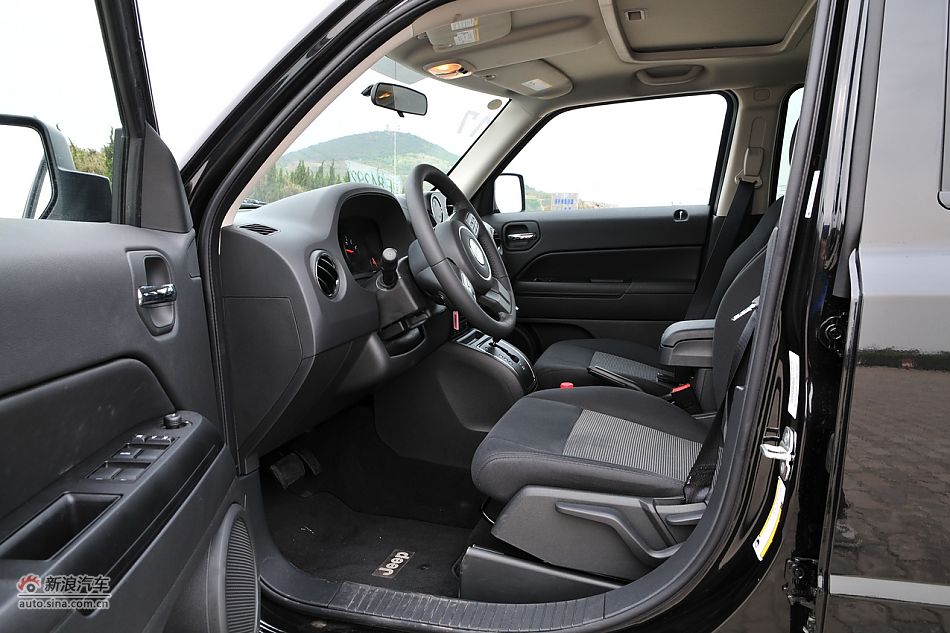 2011款Jeep自由客