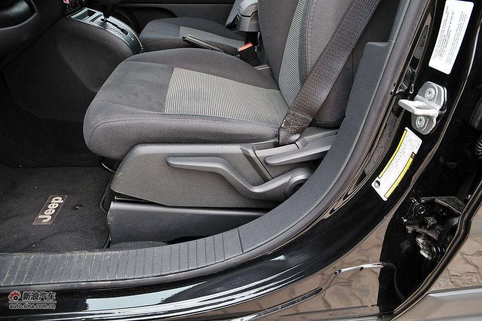 2011款Jeep自由客