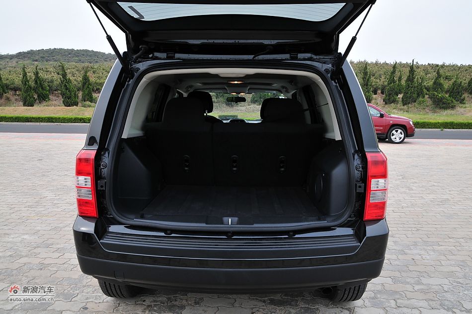 2011款Jeep自由客