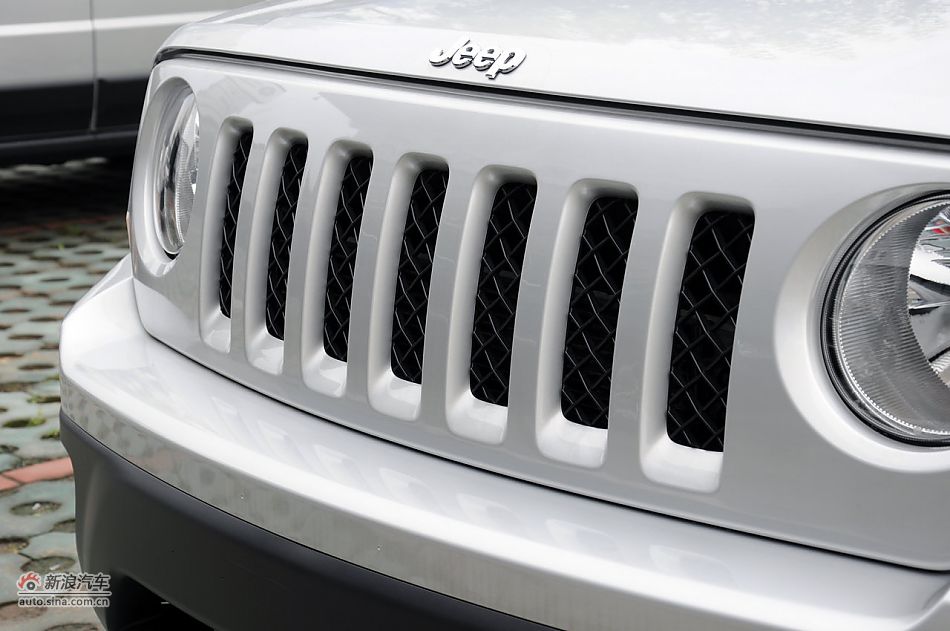 2011款自由客实拍