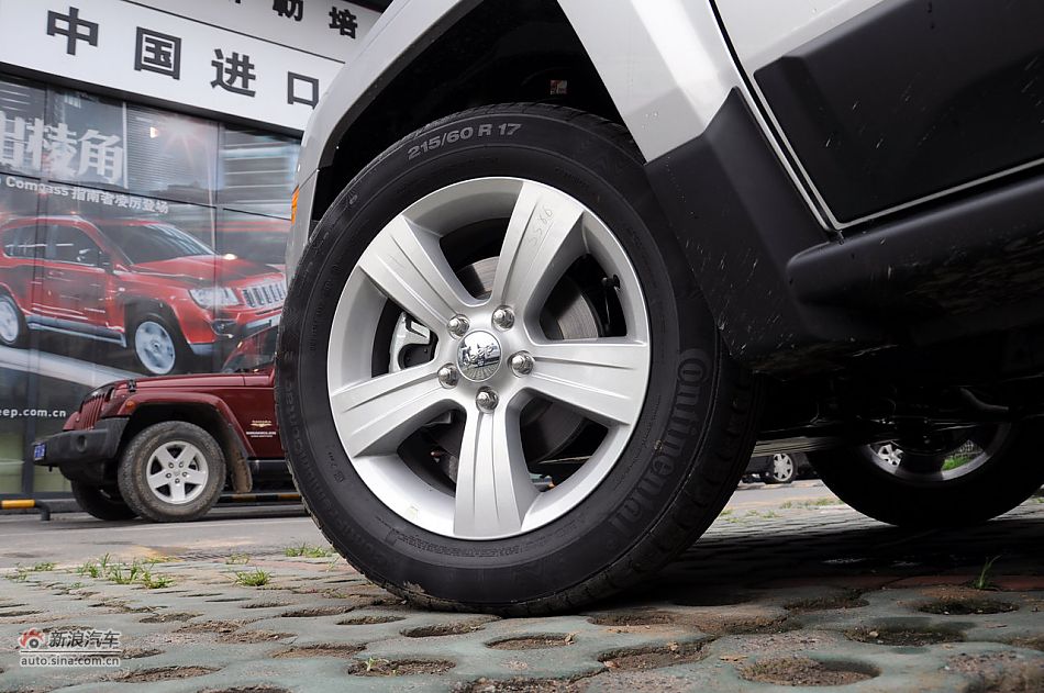 2011款自由客实拍