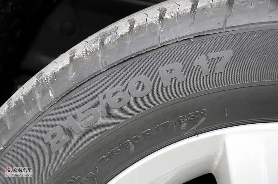 2011款自由客实拍