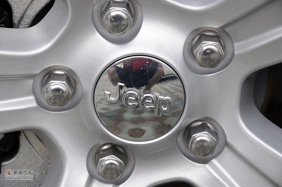 2011款自由客实拍