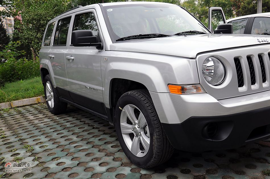 2011款自由客实拍