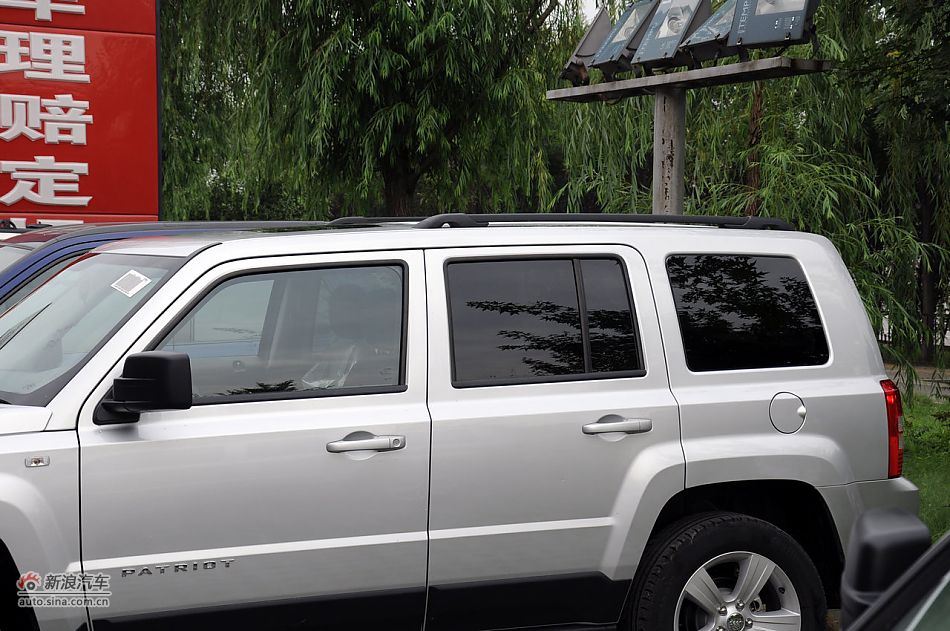 2011款自由客实拍