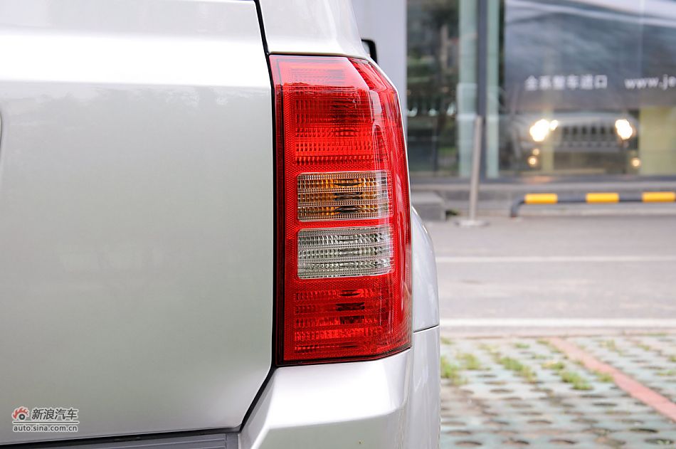 2011款自由客实拍