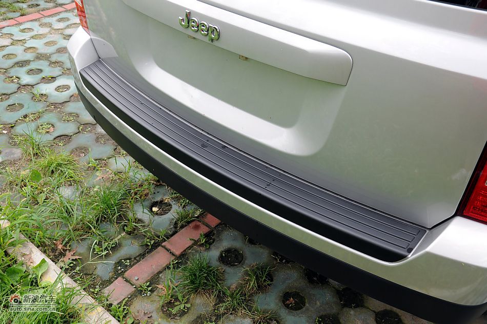 2011款自由客实拍