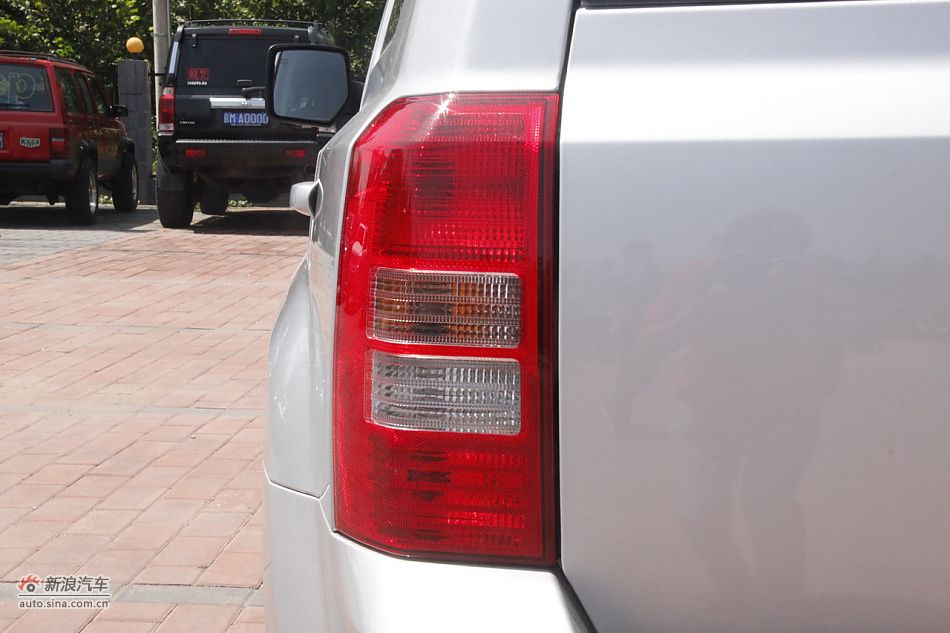 2011款Jeep自由客