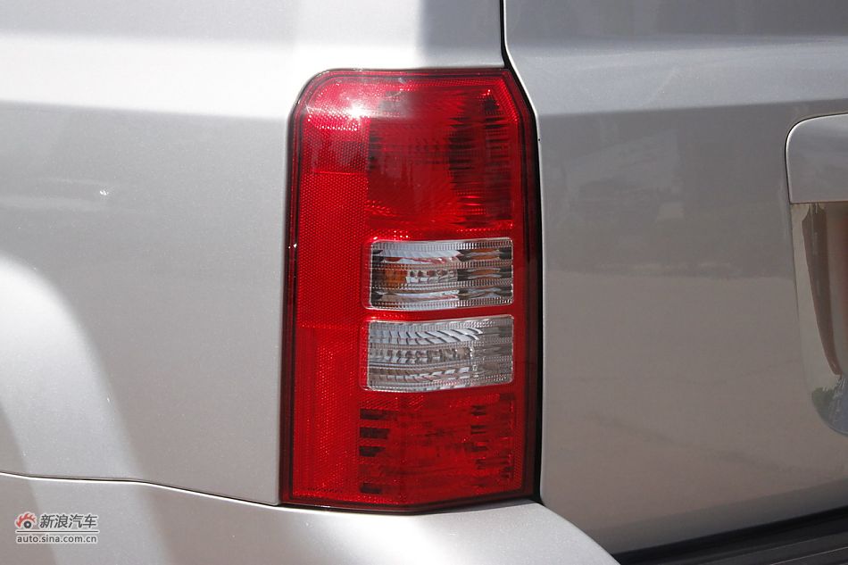 2011款Jeep自由客