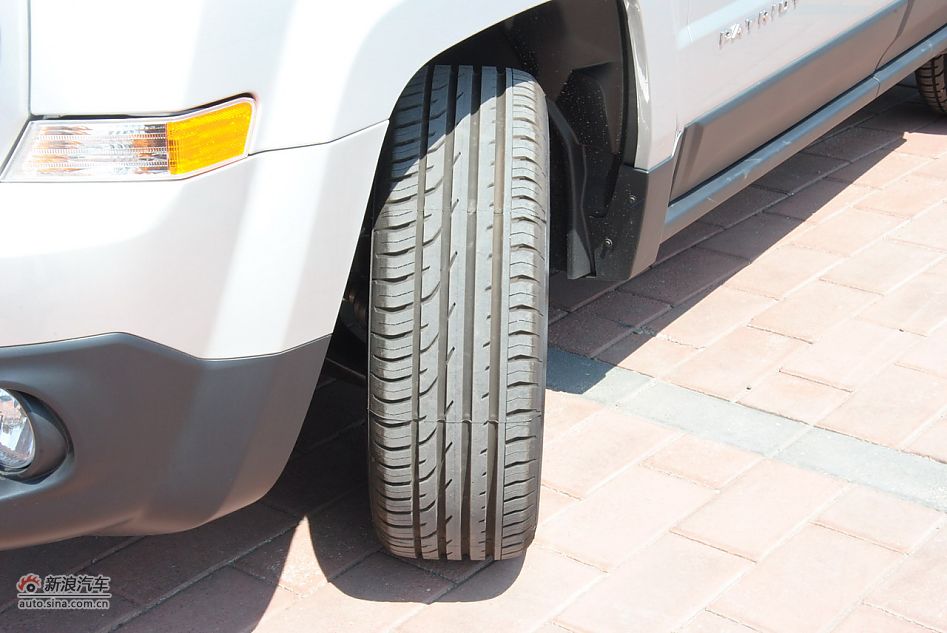 2011款Jeep自由客