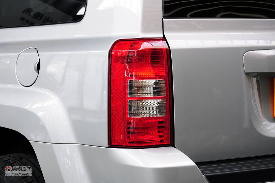 2011款自由客实拍